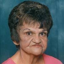 Marie Warnick's Instagram, Twitter & Facebook