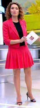 Ni une ni deux, son remplaçant a tenu à les rassurer et à adresser un clin d'œil à sa collègue. Marie Sophie Lacarrau S Feet Wikifeet