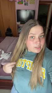 Lauren Bade's Instagram, Twitter & Facebook