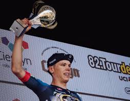 Jameliz s twitter im authenticated with the service so the