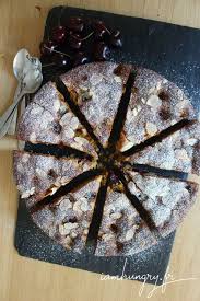 Gateau Aux Cerises Et Au Praline Recette Gateau Cerise Alimentation Gateau