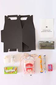 Kinder Aktivitaten Box Ideen Fur Die Hochzeit Und Eine Party Ideen Fur Die Hochzeit Kinder Aktivitaten Hochzeit