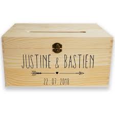 Alors, urne ou liste de mariage ? Urne En Bois Personnalisable Prenoms Et Date Mariage Wooden Box Wedding Cagnotte Mariage Idee Urne Mariage Urne Mariage