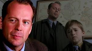 10 Subtle Clues About The Twist Ending In The Sixth Sense