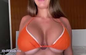 Amber Ajami Drops Tits