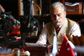 Haluk bilginer hangi dizi, film ve tiyatro oyunlarında rol aldı? Bild Zu Haluk Bilginer Cingoz Recai Bild Haluk Bilginer Filmstarts De