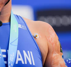 Jun 06, 2021 · she turned in a time of 1:22:09 to easily outdistance italy’s veronica yoko plebani (1:24:57) and fellow american melissa stockwell, who took the bronze in 1:25:29. Veronica Yoko Plebani Facebook