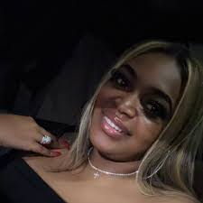 Help us wish our very own Coach Z an amazing birthday! 🎉 Be sure to snap a  pic with her today in your Cowgirl Era! 🤠📸 Show Coach Z some love! 💖 #