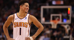 In september of 2020, they were on what the daily mail termed a couple's retreat with none other than justin bieber and his wife hailey baldwin at a lakehouse in idaho. Devin Booker Kendall Jenner S Rumored Boyfriend 5 Fast Facts You Need To Know Qnewshub