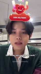 Sandy Finn's Instagram, Twitter & Facebook