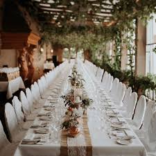 Flairville Dekorationen On Instagram Festliche Tafel Auf Der Burgschwarzenstein Hochzeit2020 Heiraten Mit Bildern Burg Schwarzenstein Dekoration Schlosshotel Kronberg