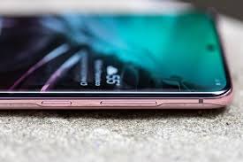 Personally, i don't have any issues with face unlock. Samsung Galaxy S20 And S20 Plus Review Better Than The Ultra The Verge