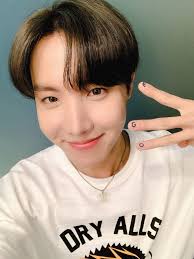 No photos are mine unless otherwise stated. Hoseok S Selcas Hoseok S Weverse Update 2 3 20