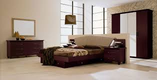 We offer designer beds in modern, transitional and traditional styles. Miss Italia 03 Modern Platform Bedroom Set