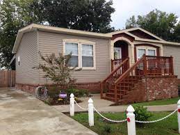 Really Love Brick Skirting Mobile Home Porch Mobile Home Skirting Mobile Home Exteriors