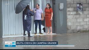Campina Grande registra fortes chuvas e alagamentos em diversos pontos da cidade