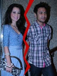 Julie estelle dan david tjiptobiantoro bagikan kabar bahagia ke publik. Cathy Sharon Siap Nikah Julie Estelle Putus Cinta