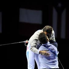Chiba, japan (ap) — for argentine fencer maria belen perez maurice, the sting of an olympic defeat was quickly parried by a stroke of love. Belen Perez Maurice Y Su Odisea Con Final Feliz Se Entreno En El Pasillo Del Hotel Bajo Y Se Clasifico A Tokio 2020