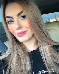 Esmeralda Tovar's Instagram, Twitter & Facebook