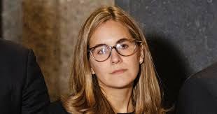 Federal prosecutors in New York and Washington resign after refusing to  drop Adams charges