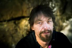 Fred Anton ble syk av jobben, men fikk ikke full erstatning.  Saksbehandlingen har tatt 13 år