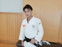 Jun 03, 2021 · 主揪者遊戲id： 伺服器server： tw∣na∣eu∣cn∣kr∣其他 揪團類型： 召喚峽谷：一般對戰│雙排積分｜彈性積分 扭曲叢林：一般對戰｜彈性積分 咆嘯深淵：一般對戰 5ifx7vvtqzpcum