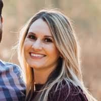 Mandy Lawrence's Instagram, Twitter & Facebook