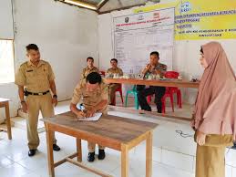 Keluarga adalah unit terkecil dari negara hingga dapat dikatakan keluarga adalah suatu negara atau kerajaan kecil. Wujudkan Keluarga Bahagia Dan Sejahtera Melalui Program Keluarga Berencana Diskominfo Kabar Sanggau