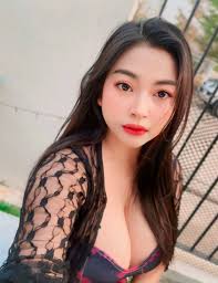 Fah Kitsana - Free pics, galleries & more at Babepedia