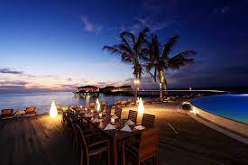 Blue Sea Blue Sky White Beaches Green Palm Trees The Islands Of Maldives Are Picture Perfect During The Daytime But As O Maldives Island Resort Resort Spa