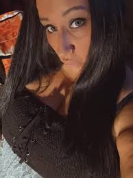 21 more f4f e4e to my goal of 500! I would love to have Leo's and virgo  today please! Also comment your passions or interests (this post is genuine)