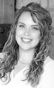 Beate Miller's Instagram, Twitter & Facebook