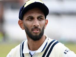 Watch: Umpire Intervenes As Andre Fletcher, Keemo Paul Fly Into A Temper  Over Mid-Pitch Obstruction