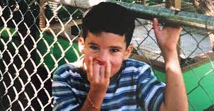 Bunny bad body slim beach shirtless smoking tattoos cool face girlfriend worth rico juan originating puerto musician oval san type. Bad Bunny S Brothers Who Are The Siblings Of The Puerto Rican Star