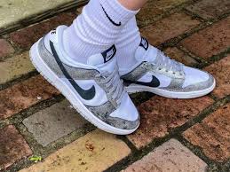 Adidasi nike janoski max mid marimea 40.5. First Look Nike Dunk Low Shimmer Fitforhealth