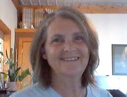 I wanted to share these pictures of Grandma's granddaughter Carla. My big  sister has always been so beautiful, and talented, she was always the "it"  girl! Don't you think?