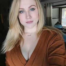 Andrea Rambo's Instagram, Twitter & Facebook