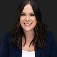 Emily Bounds's Instagram, Twitter & Facebook