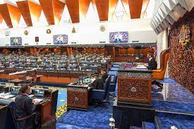 Dewan rakyat dan dewan negara masing masing akan bermesyuarat sebanyak. Malaysia Hadkan Kehadiran Ahli Parlimen Semasa Pembentangan Belanjawaan 2021 Beritabenar