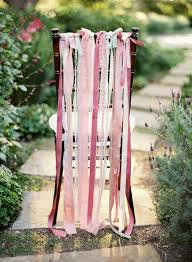 Bancs Et Rubans Decoration Mariage Idee Deco Mariage Idees De Mariage