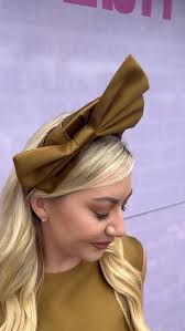 Ladies Day 💓✨ Hat Cara Meehan from @completelook.ie Dress @completelook.ie  Shoes @zara Bag borrowed from my bestie ✨ #galwayraces #galway #ladiesday