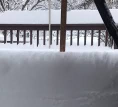 The tuesday morning commute will be affected. 6 10 Inches Of Snow Expected To Hit Wny Monday Into Tuesday