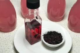 We use the best of what nature has to offer to make our products. Egyptian Hibiscus Flower And Strawberry Syrup Bunch