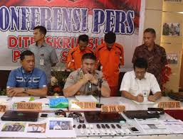 Kartu debit dan kredit dilengkapi. Penipu Online Jebak Nasabah Bri Lewat Situs Internet Banking Tiruan