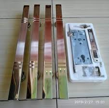 Dengan model yang sangat beragam dan dapat memberikan kesan sangat cantik di rumah minimalis anda, ternyata harga pintu kupu tarung bisa dibilang jauh lebih terjangkau jika dibandingkan dengan model pintu lainnya. Industri Handle Pintu Tarikan Handle Pintu Minimalis Facebook