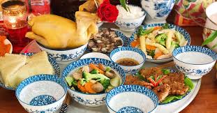 Bái lạy cha mẹ, ông bà cùng gia tiên tiền tổ nội ngoại. Dmfcbw7u6dzwzm