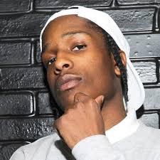 Bieber thanks Trump over A$AP Rocky but urges: 'Let those kids out of  cages'