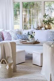 Features fresh flowers and easy farmhouse touches. 27 Beautiful Ways To Decorate Your Farmhouse For Spring Spring Decorating Ideas
