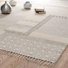 Spécialisé dans la production artisanale de tapis tunisien, traditionnel et personnalisé : Tapis Tapis De Salon En Coton Tresse Ou En Lin Rugs Rug Decor Maisons Du Monde