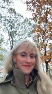 Got to see one of our fav brides today while out running errands. Makes us  smile we get to be a part of people's lives the way we do!  #missouriweddings #rusticweddings #missouriweddingvenue #